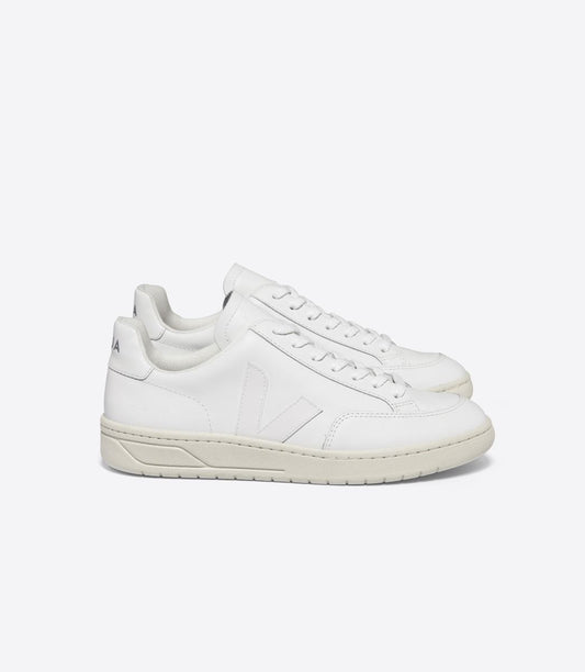 VEJA V-12 EXTRA WHITE